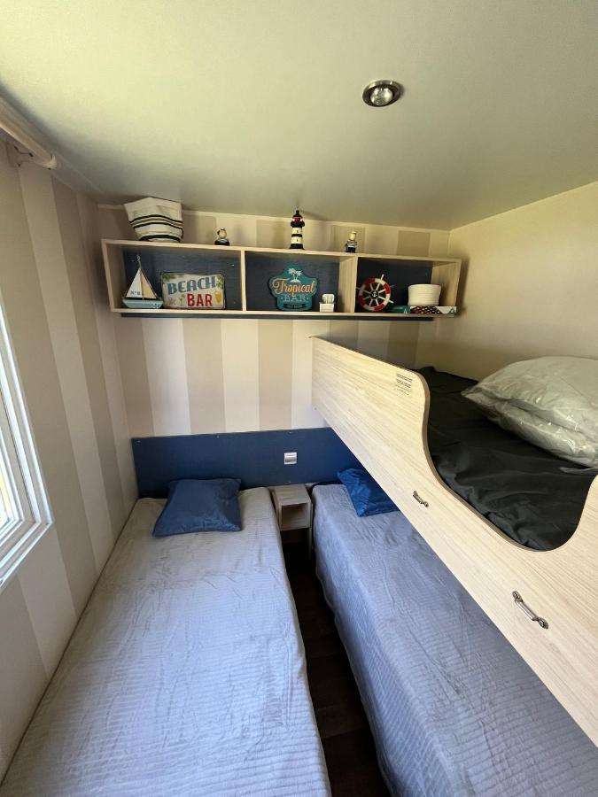 Mobil-Home Climatise Avec Piscine Aureilhan  Eksteriør bilde